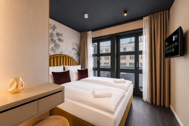 Classic Double Room with Balcony - view 1