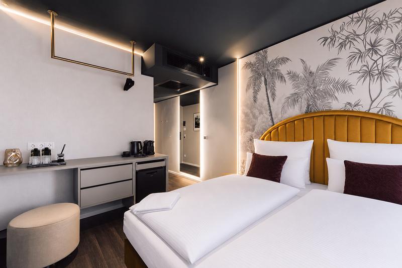 Comfort Room with Balcony - view 1