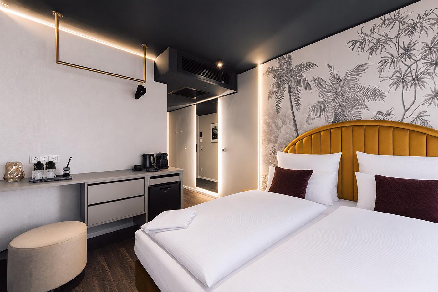 Comfort Room with Balcony at Charlie M Hotel Berlin - main view